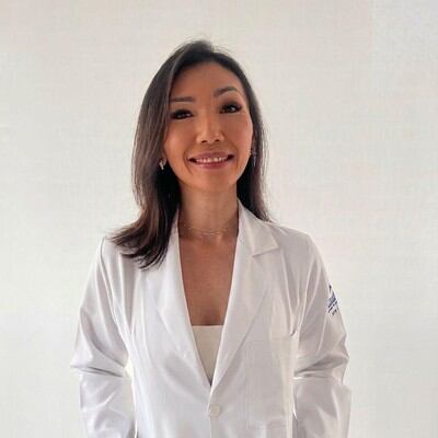 Foto da Dra. Cintia Oshiro